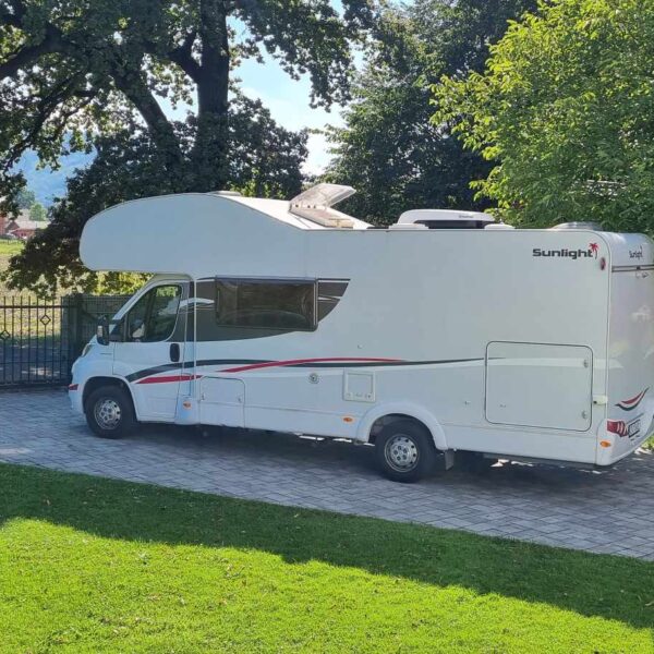 Obytné auto - jedkamchces.cz