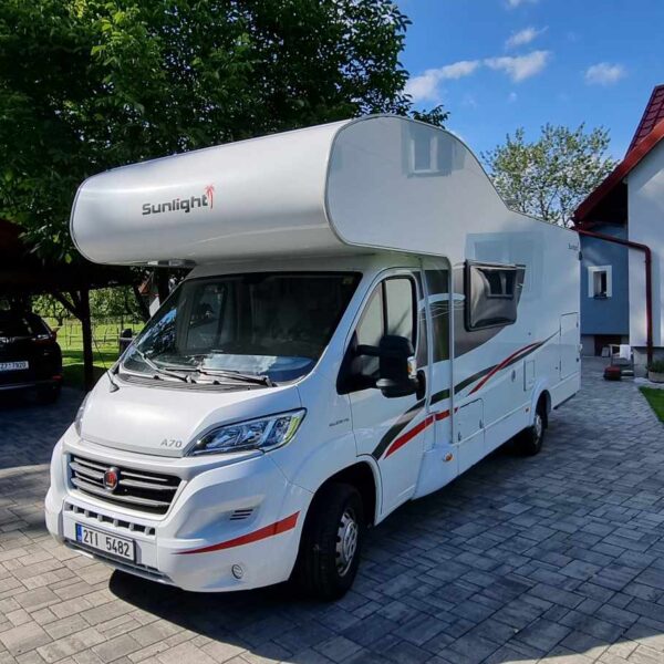 Obytné auto - jedkamchces.cz