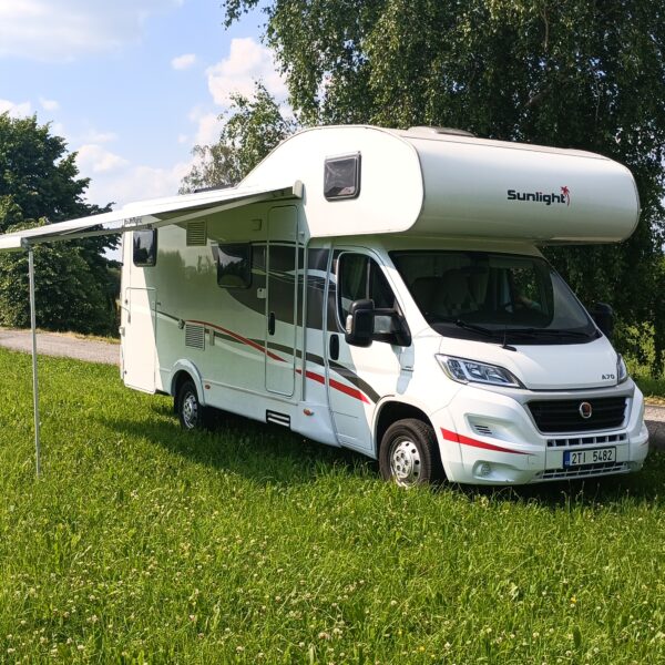 Obytné auto - jedkamchces.cz